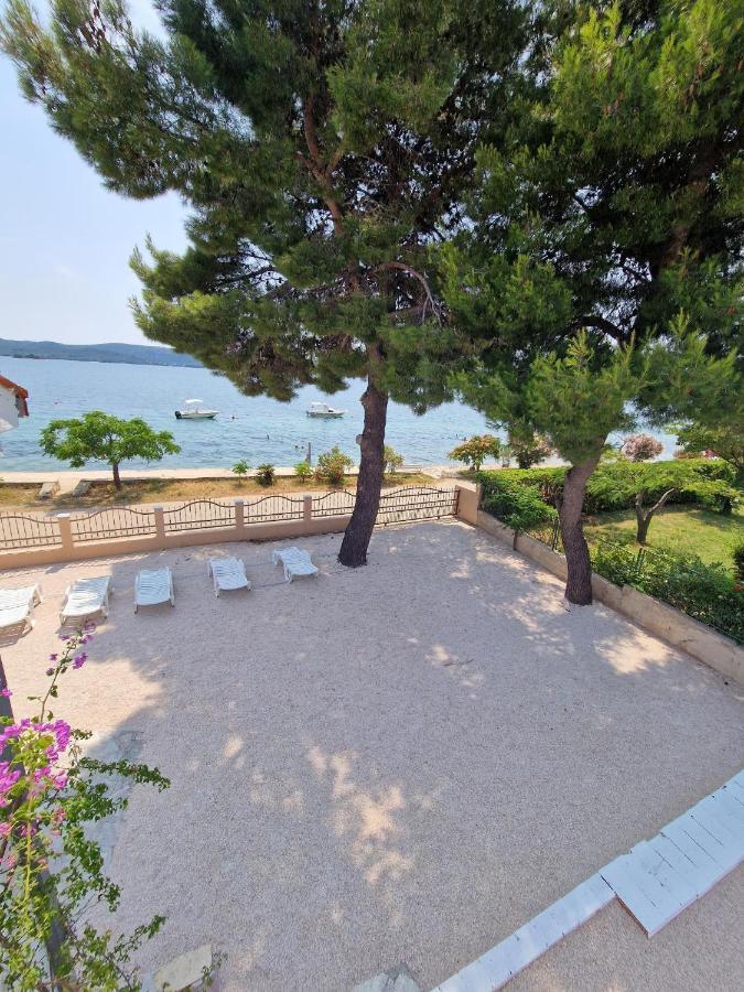 5 Meters From The Sea With Private Beach - 70M2 Colibri Sunset Apartments Sveti Petar  Exterior photo
