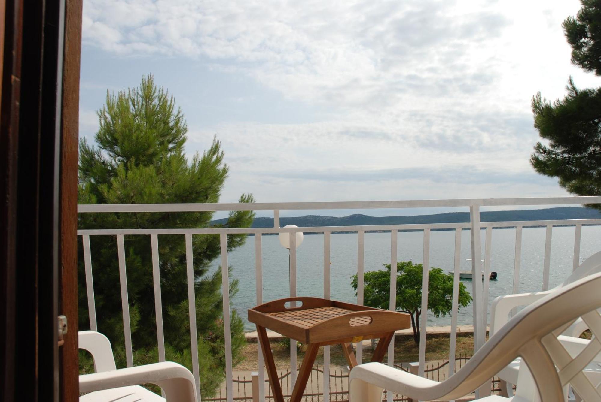 5 Meters From The Sea With Private Beach - 70M2 Colibri Sunset Apartments Sveti Petar  Exterior photo